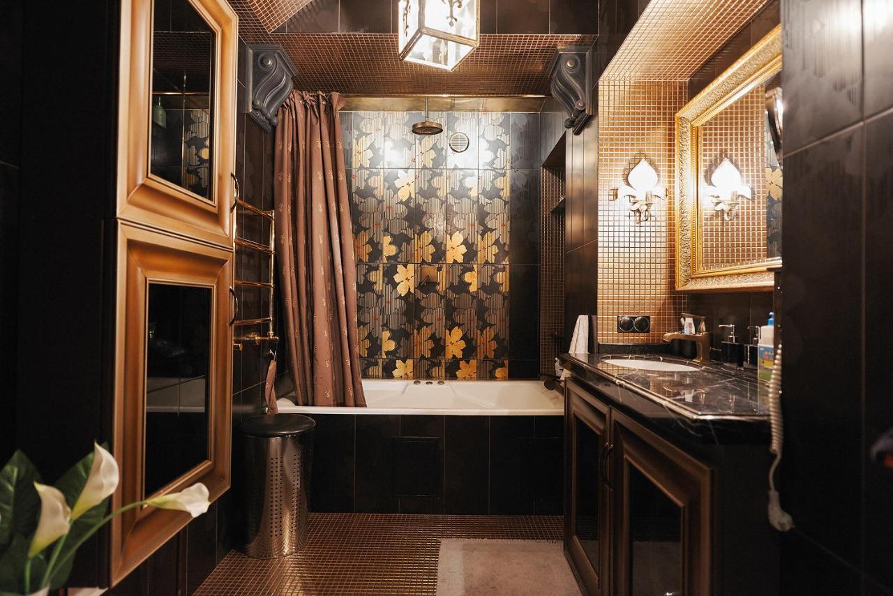 So Fashionable Apartment In The Heart Of Minsk Eksteriør billede