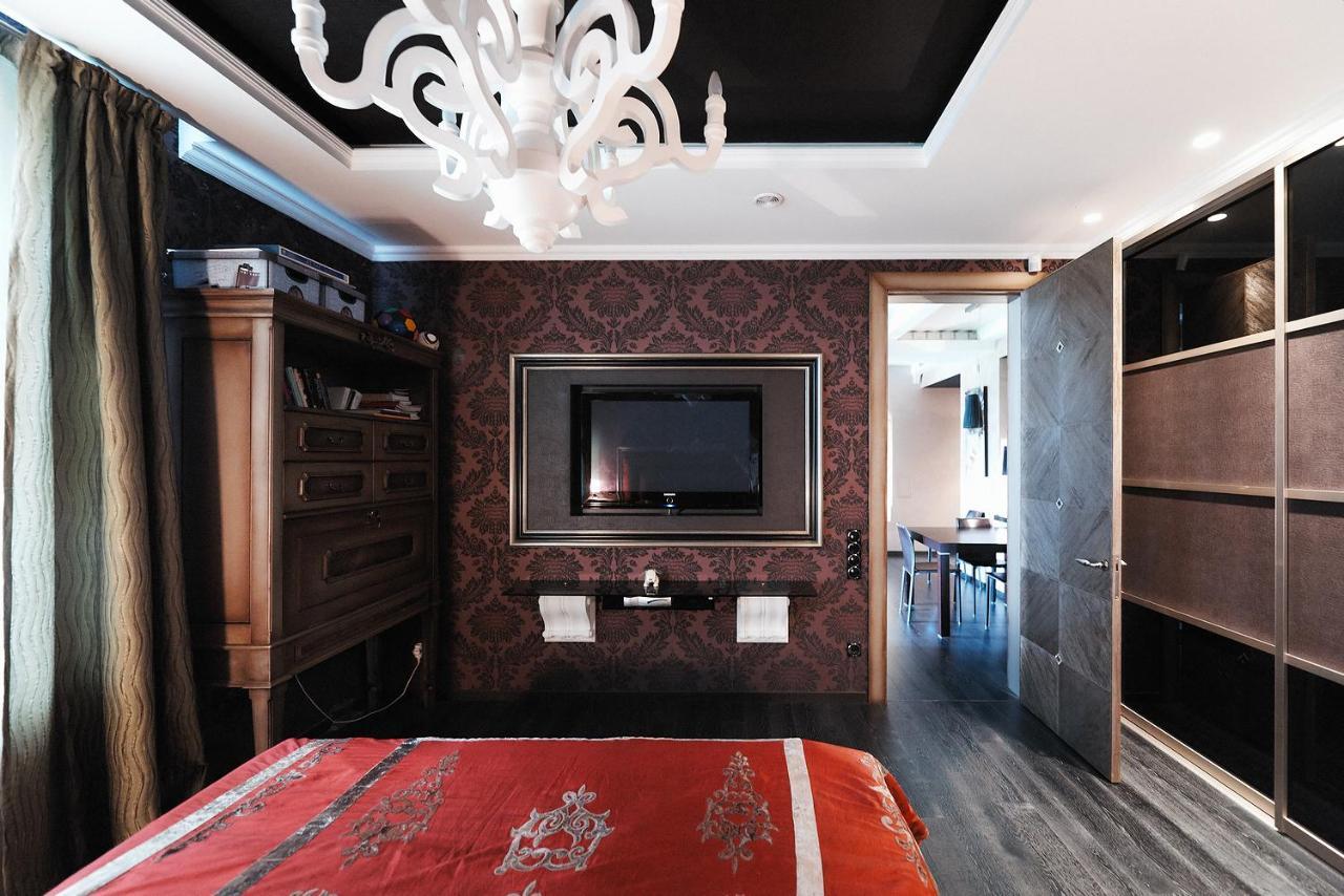 So Fashionable Apartment In The Heart Of Minsk Eksteriør billede