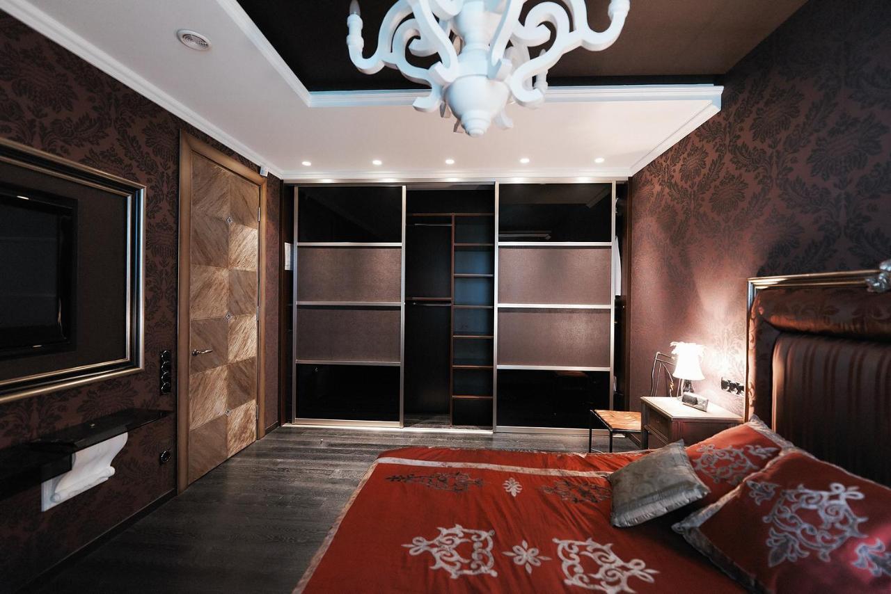 So Fashionable Apartment In The Heart Of Minsk Eksteriør billede